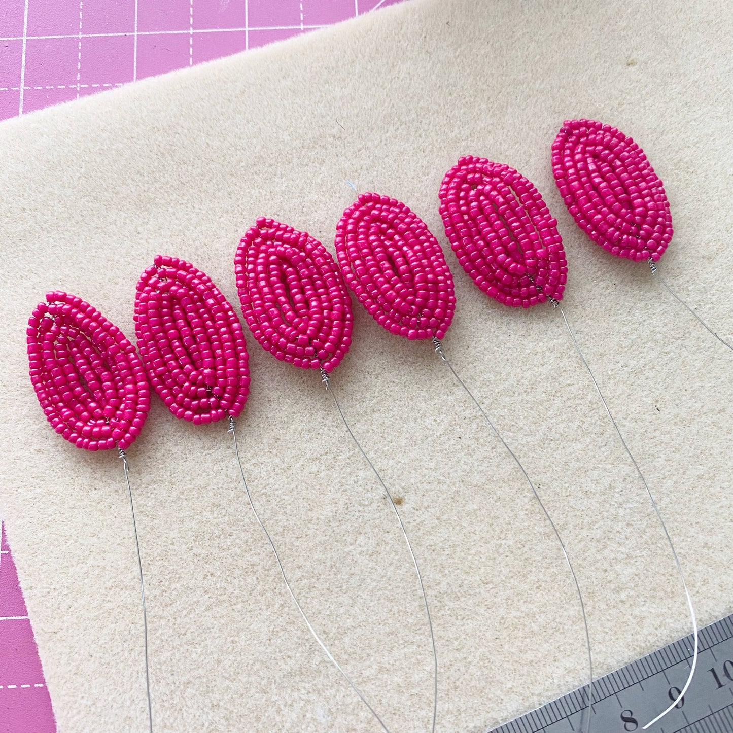 Beaded Flower Craft Kit - Tulip. A creative gift idea.