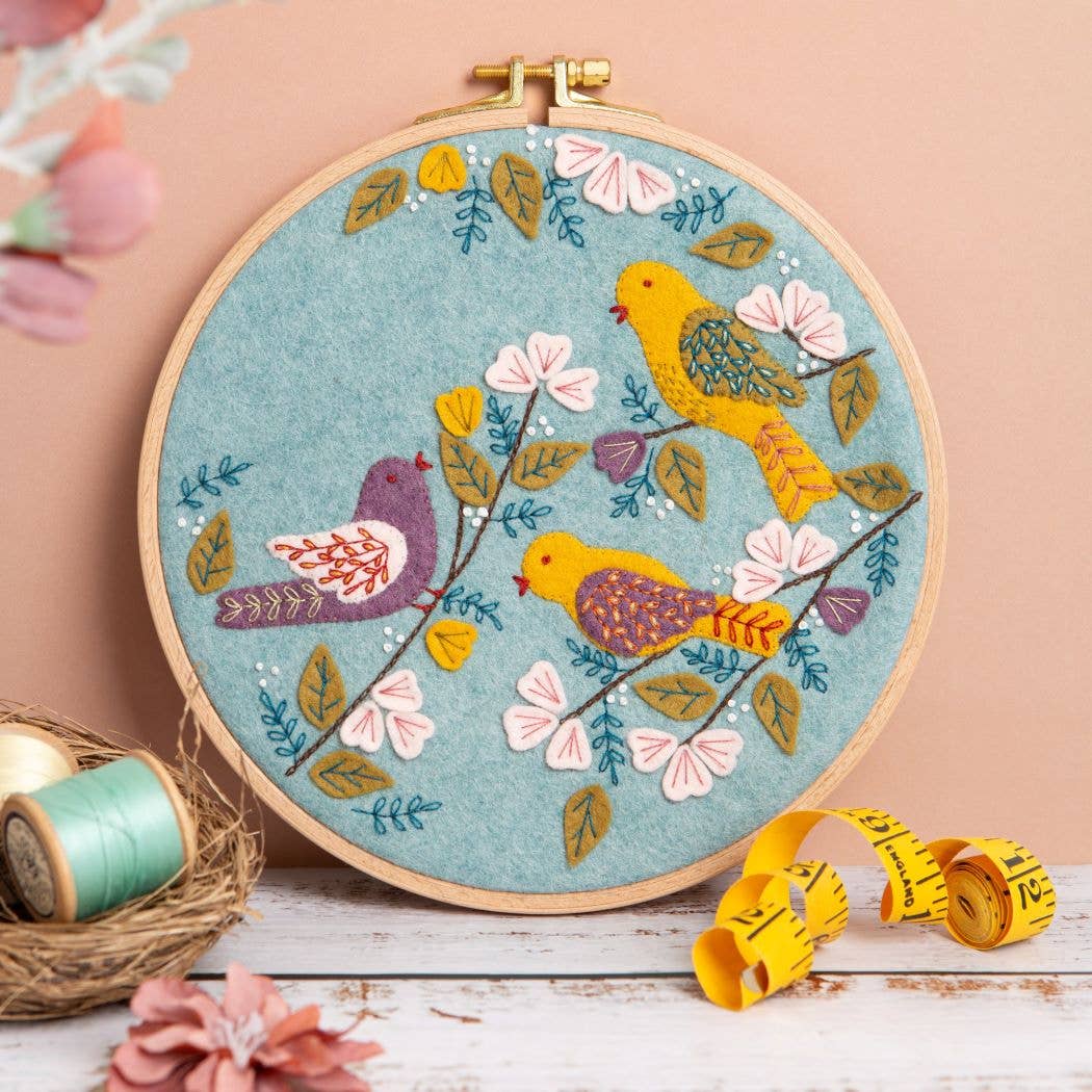 Dawn Chorus Appliqué Hoop Craft Kit: English