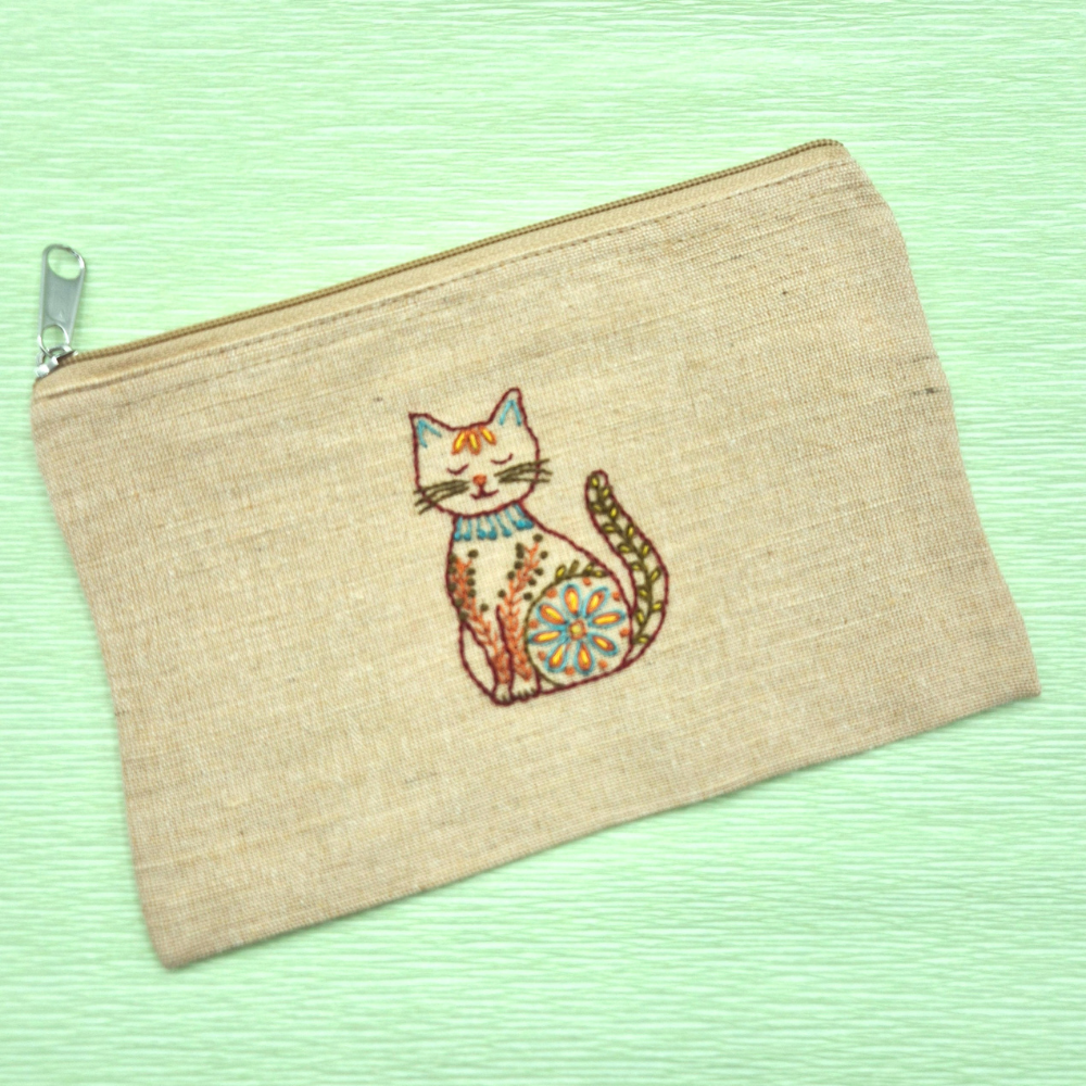 Stick and Stitch Embroidery: Folk Cats