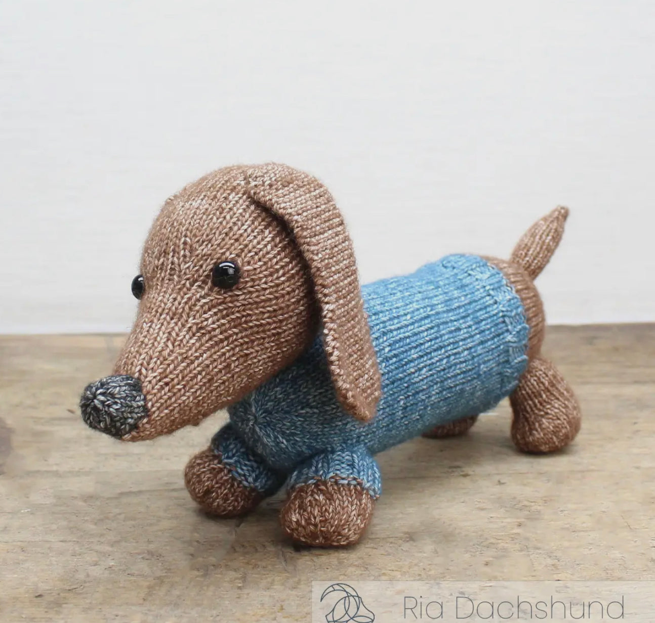 Ria Dachshund Knitting Kit