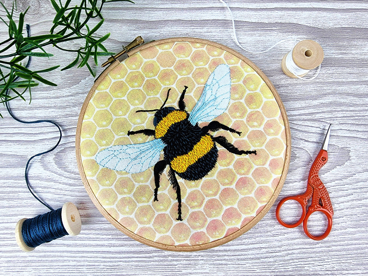 Bumblebee Thread Painting Handmade Embroidery Kit Hoop Art