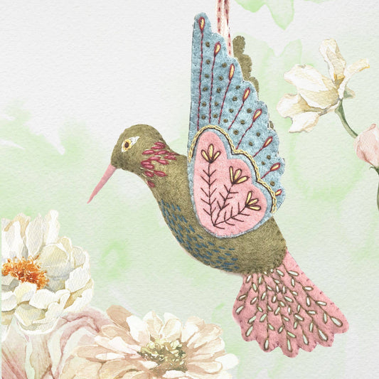Hummingbird Felt Craft Mini Kit: English